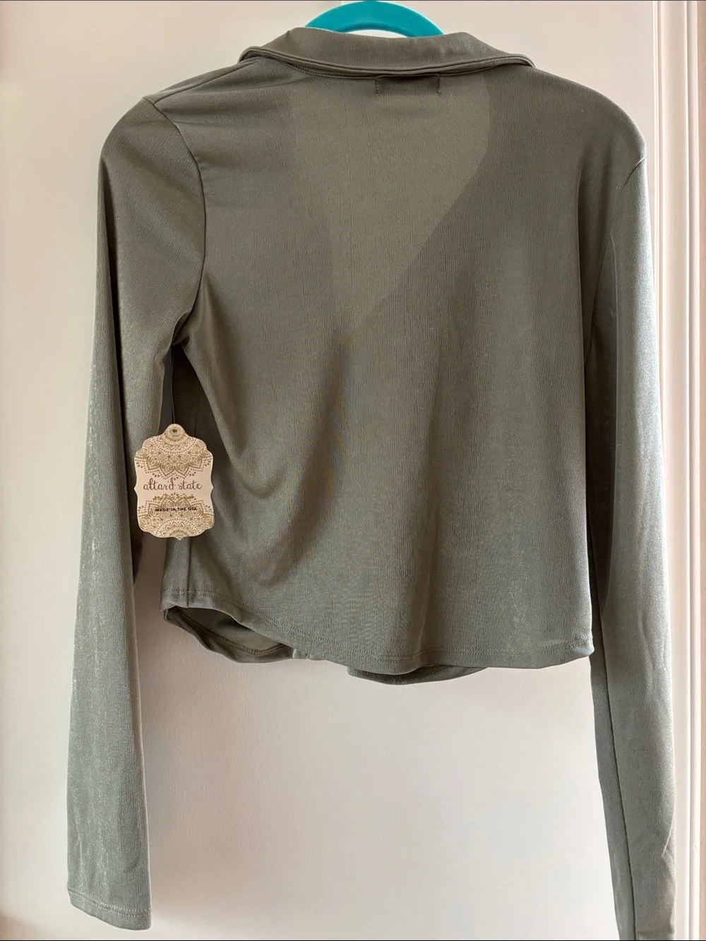 NWT Altar'd State Sage Green Ruched Button-Front Collared Top - Picture 4 of 4